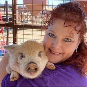 Meet your Posher, Elizabeth